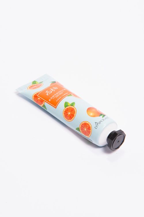 CREMA HIDRATANTE DE MANOS CON FRAGANCIA FLORAL