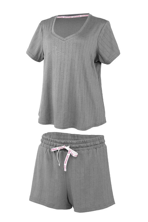 Conjunto de pijama con camiseta clásica