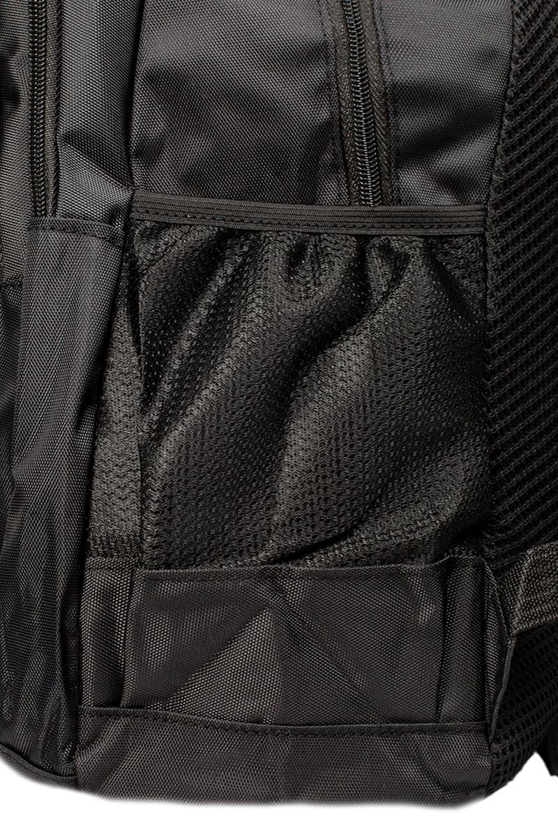 MORRAL-CON-ASAS-AJUSTABLES-Y-BOLSILLOS-AUXILIARES.BO598_000001_6