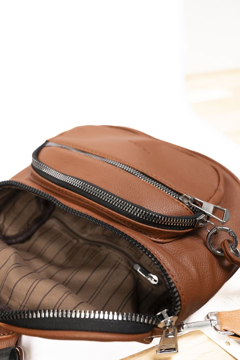 BOLSO-PEQUENO-CON-DISENO-METALIZADO.BO564_000034_5