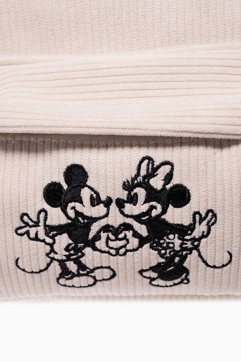 MORRAL-THE-BLOGGER-MICKEY-MOUSE.BO945_000000_2