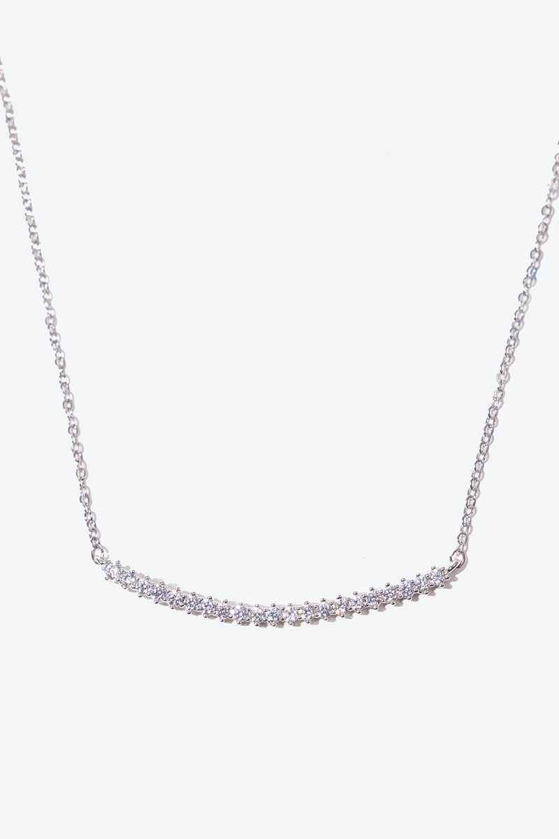 COLLAR-DELICADO-CON-BRILLO-Y-COLOR-PLATA.BM747_000039_2
