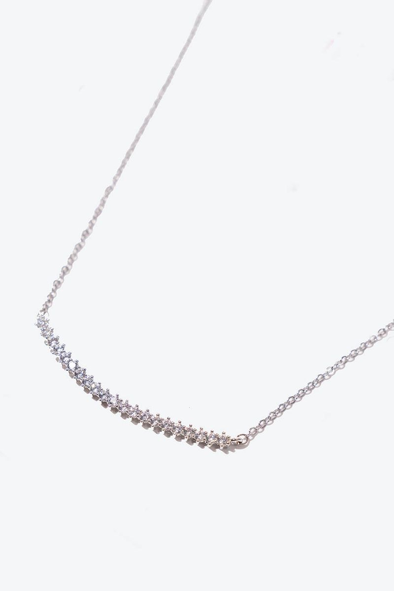 COLLAR-DELICADO-CON-BRILLO-Y-COLOR-PLATA.BM747_000039_3