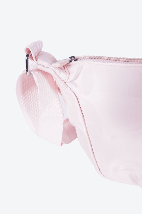 Bolso para dama con diseño casual y compartimientos internos