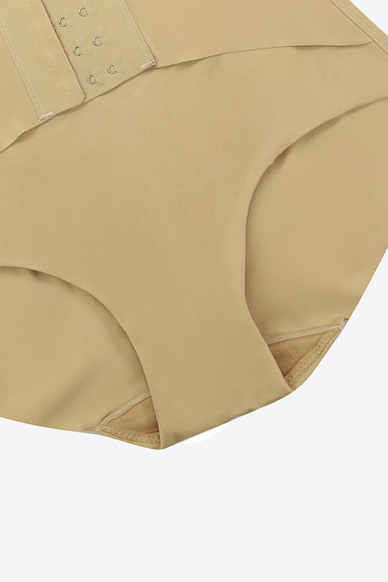 PANTY-DE-CONTROL-TIPO-CLASICO-EN-MICROFIBRA-SIN-COSTURAS.MA270-018_000005_5