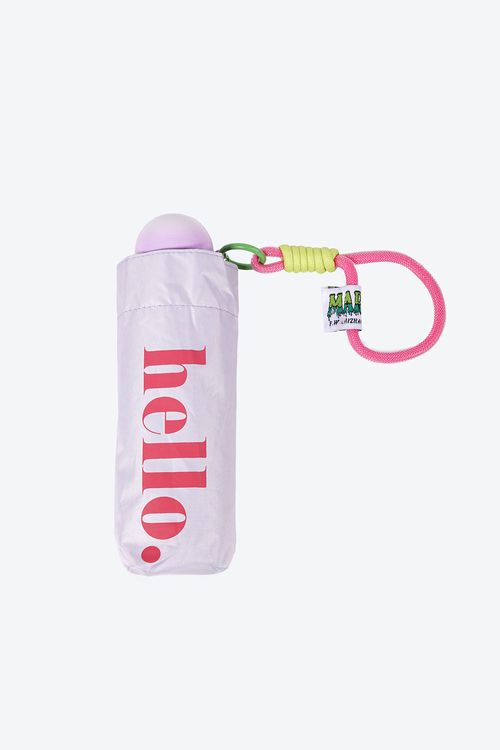 Sombrilla de mano con diseño compacto