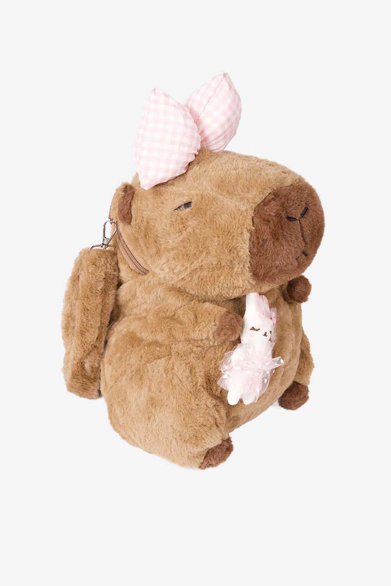 MORRAL-DE-PELUCHE-CON-DISENO-DE-CAPIBARA.FJP035_001833_2