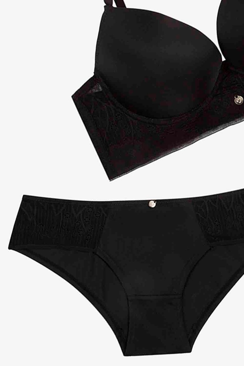 CONJUNTO-DE-TRES-PIEZAS-EN-MICROFIBRA-Y-ENCAJE.2190_000001_2