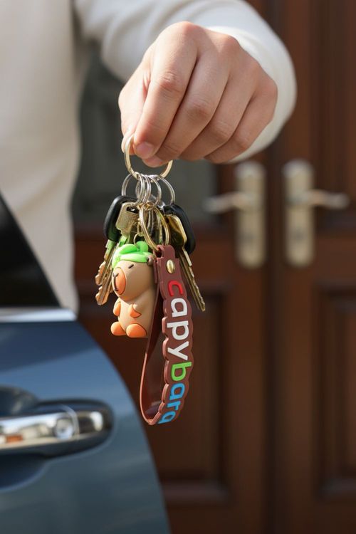 Llavero con diseño divertido de capibara