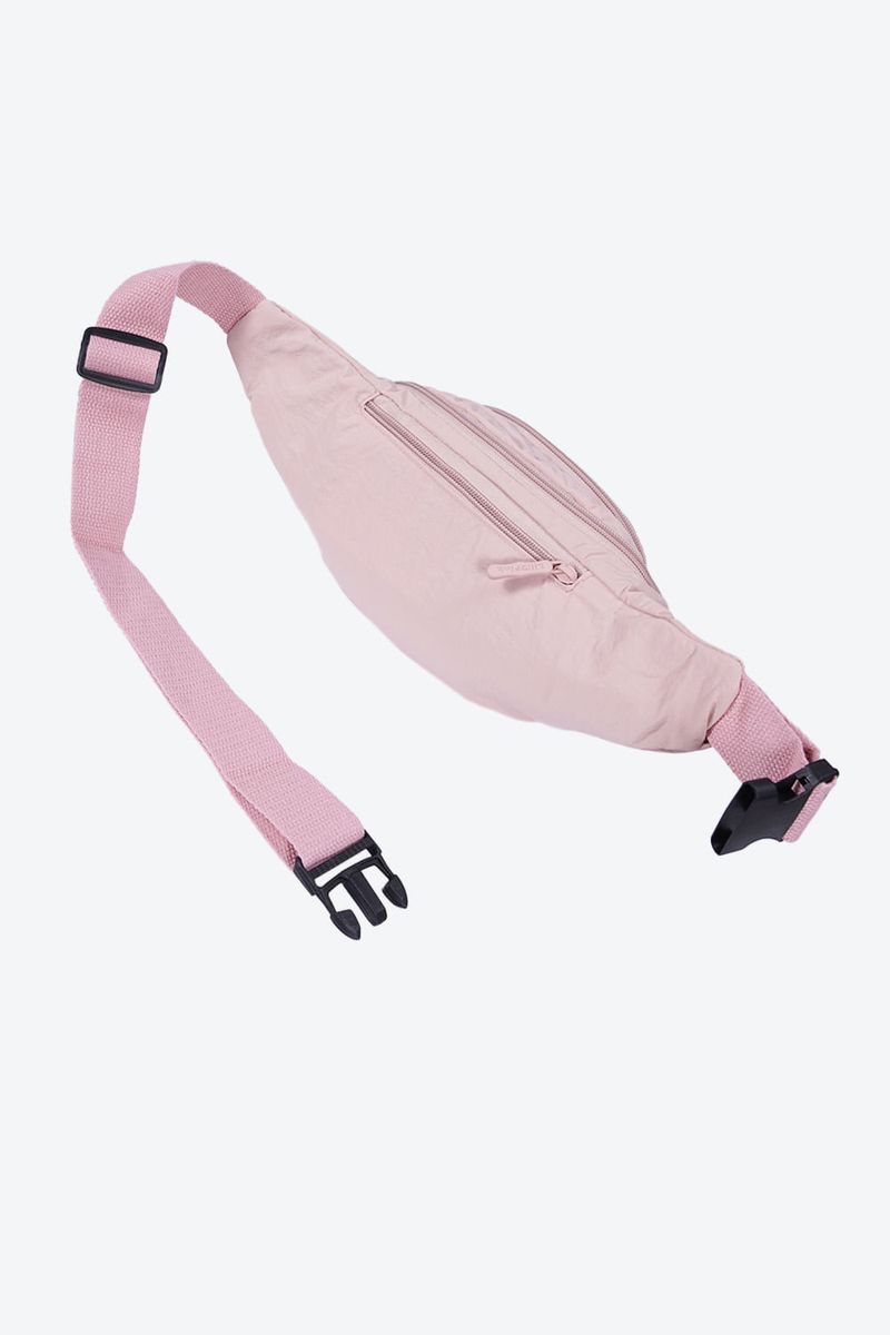 RINONERA-FUNCIONAL-LIVIANA-Y-COMODA.BO969_000004_2