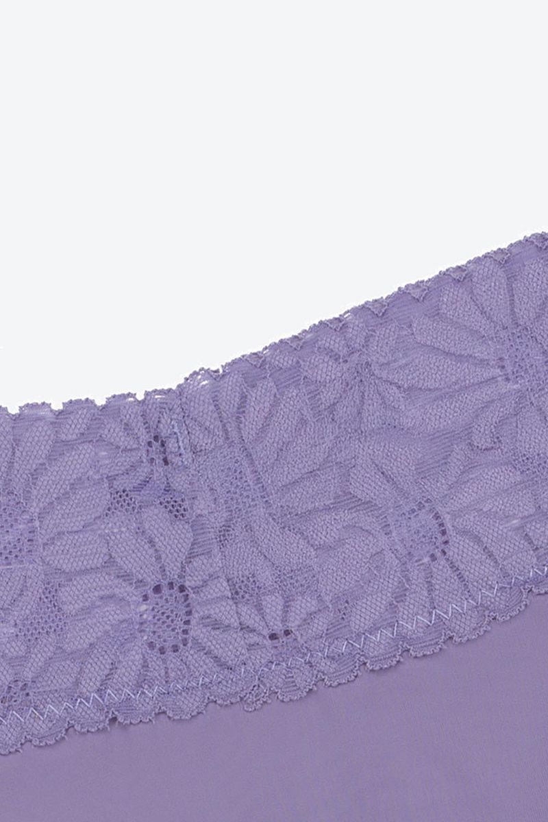 BRASILERA-INVISIBLE-CON-ENCAJE-EN-MICROFIBRA-PAQUETE-X3.429I_010627_4