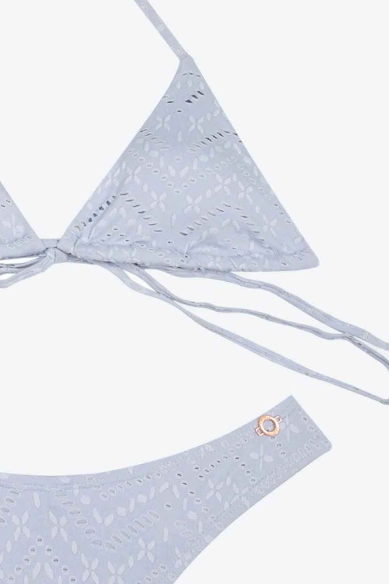 VESTIDO-DE-BANO-CON-TEXTURA-DE-OJALILLO-TIPO-BIKINI.VB196-022_000023_5