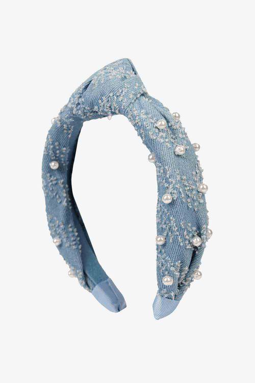 Balaca para el cabello confeccionado en denim y detalle de perlas