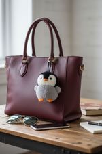 AL499-LLAVERO-PENGUIN-NRGO_GRCL-TU_01