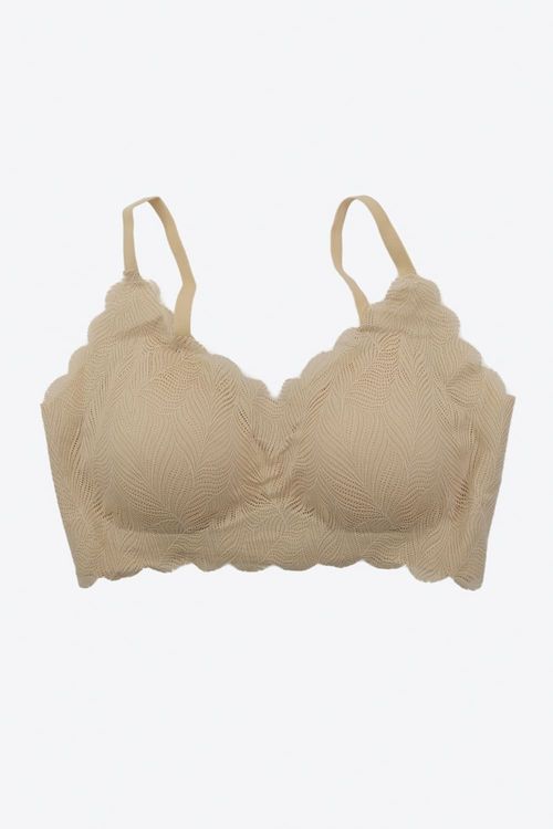 Top confeccionado en encaje con tirantes delgados