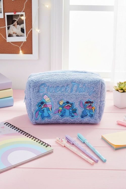 Cartuchera de peluche con diseño de stitch