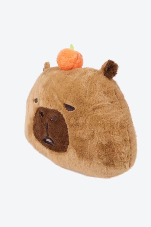 Cojin con diseño de capibara