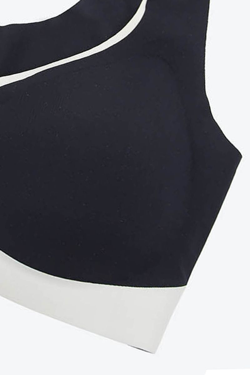 Top-Con-Escote-Triangular-Corte-Laser-En-Microfibra-Negro-Tm