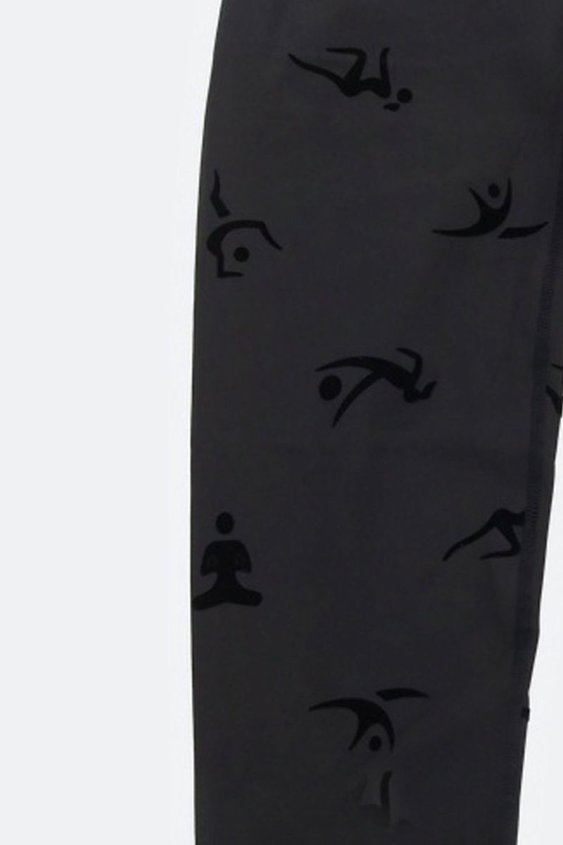 Pantalon-Largo-Deportivo-Confeccionado-En-Microfibra-Gris-Oscuro-Tm