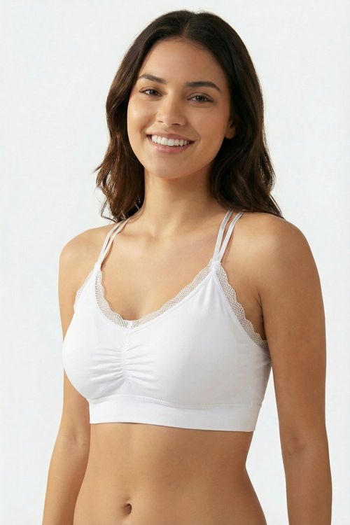 Top escote triangular elaborado en poliamida con tecnologia seamless