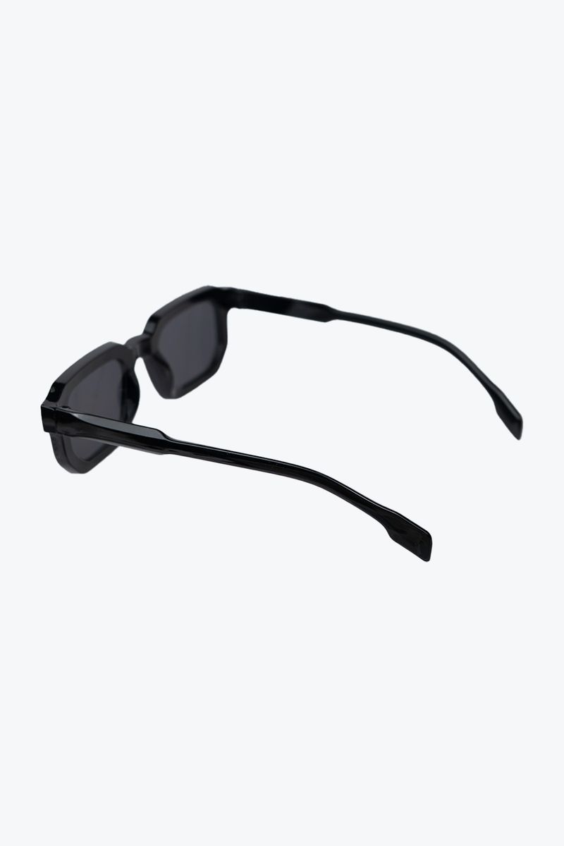 Gafas-De-Sol-Con-Disñeo-Casual-Negro