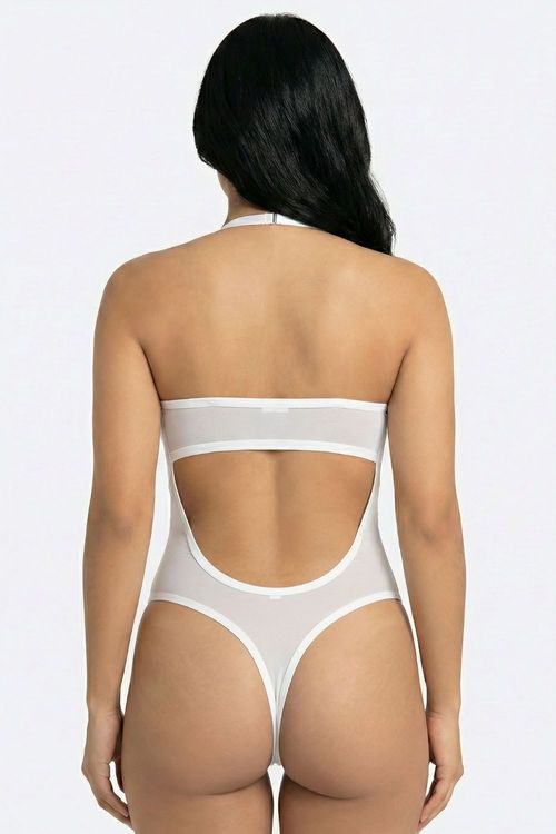 Body tipo halter con realce confeccionado en malla