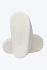 Pantuflas-Comodas-Con-Diseño-De-Capibara-Marfil